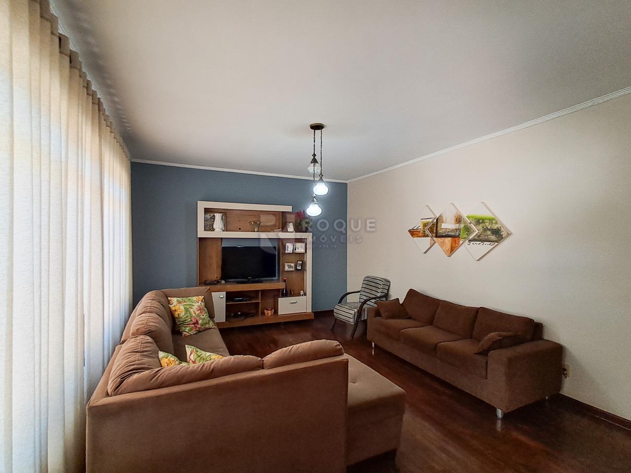 Casa Residencial à venda no bairro Jardim Montezuma: 