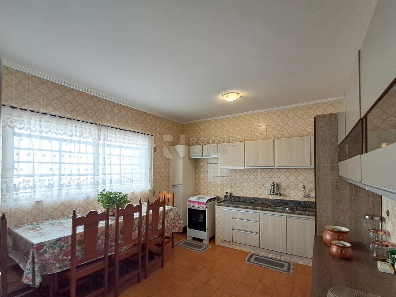 Casa Residencial à venda no bairro Jardim Montezuma: 