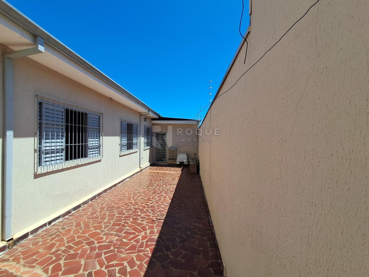 Casa Residencial à venda no bairro Jardim Montezuma: 
