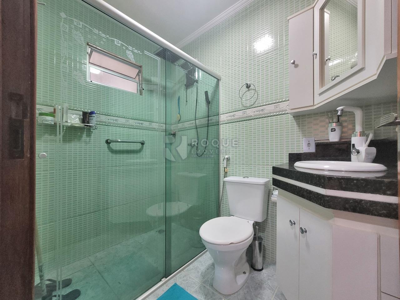 Apartamento à venda no bairro Jardim Ouro Verde: BANHEIRO SOCIAL