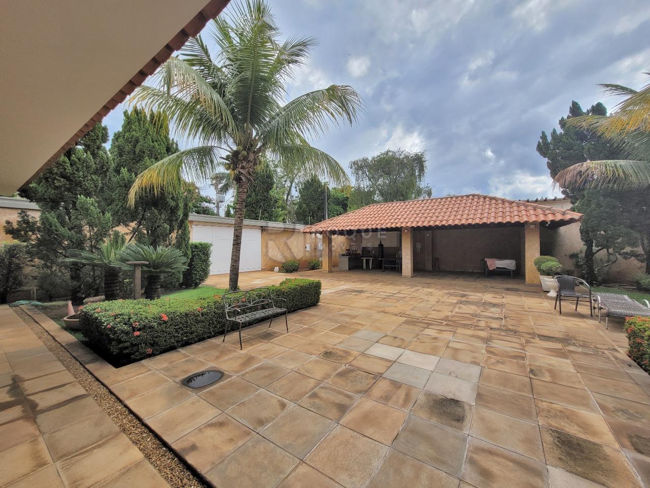 Casa em condomínio à venda no bairro Jardim Aquárius: QUINTAL