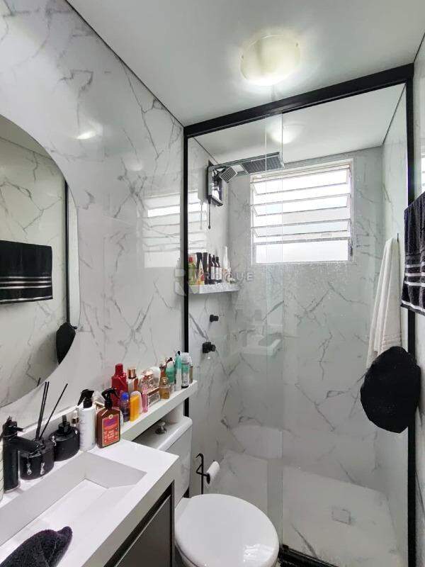 Apartamento para aluguel no bairro Jardim Colina Verde: WC
