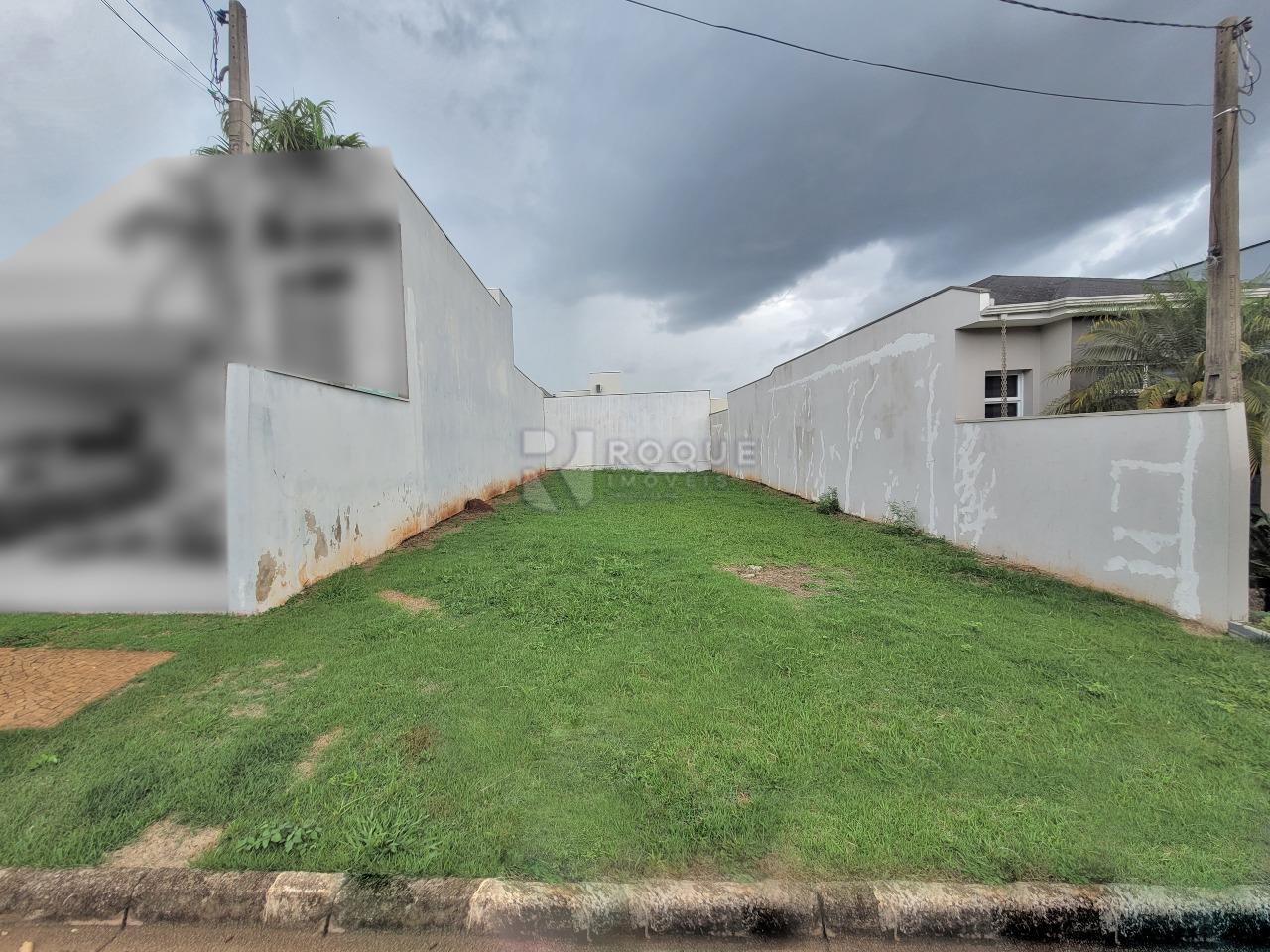 Terreno em condomínio à venda no bairro Parque Residencial Roland: 