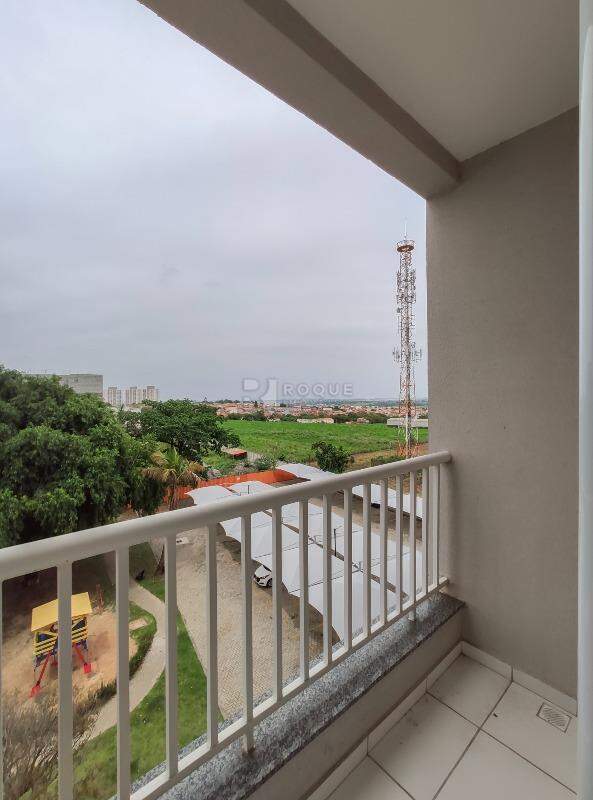 Apartamento para aluguel no bairro Jardim Residencial Roseira: Sacada 