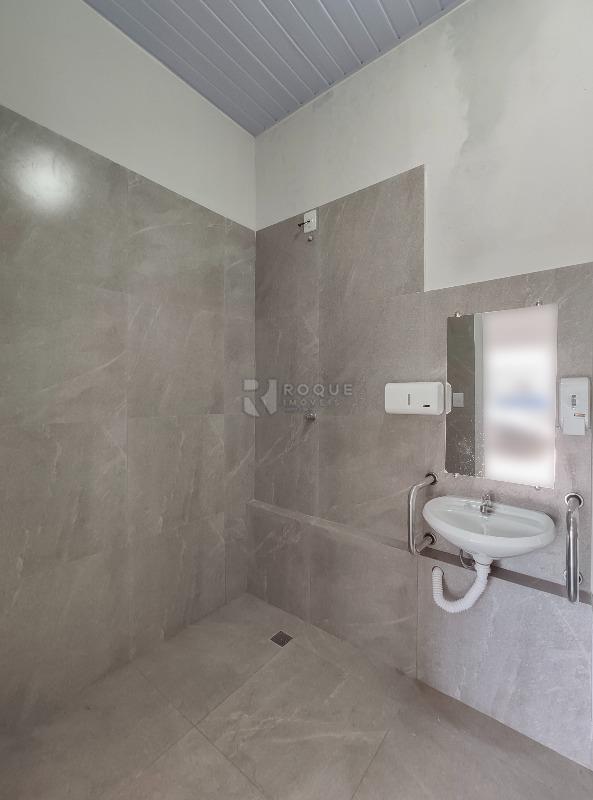 Salão para aluguel no bairro Centro: WC social 