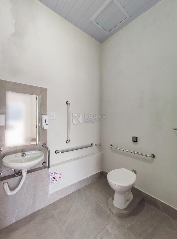 Salão para aluguel no bairro Centro: WC social 