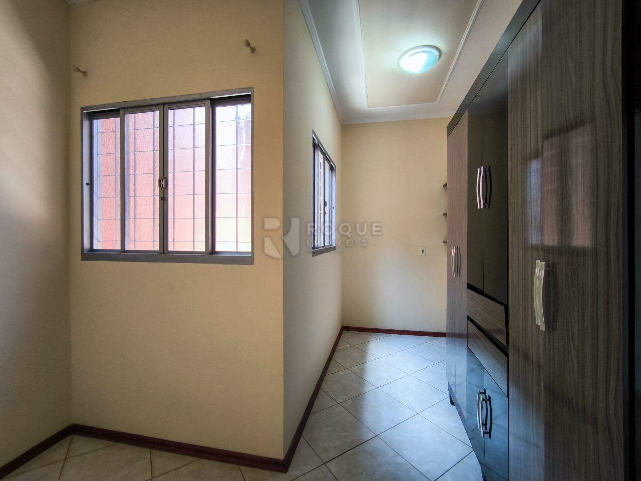 Casa com salão à venda no bairro Jardim Residencial Vitória: DORMITÓRIO 4