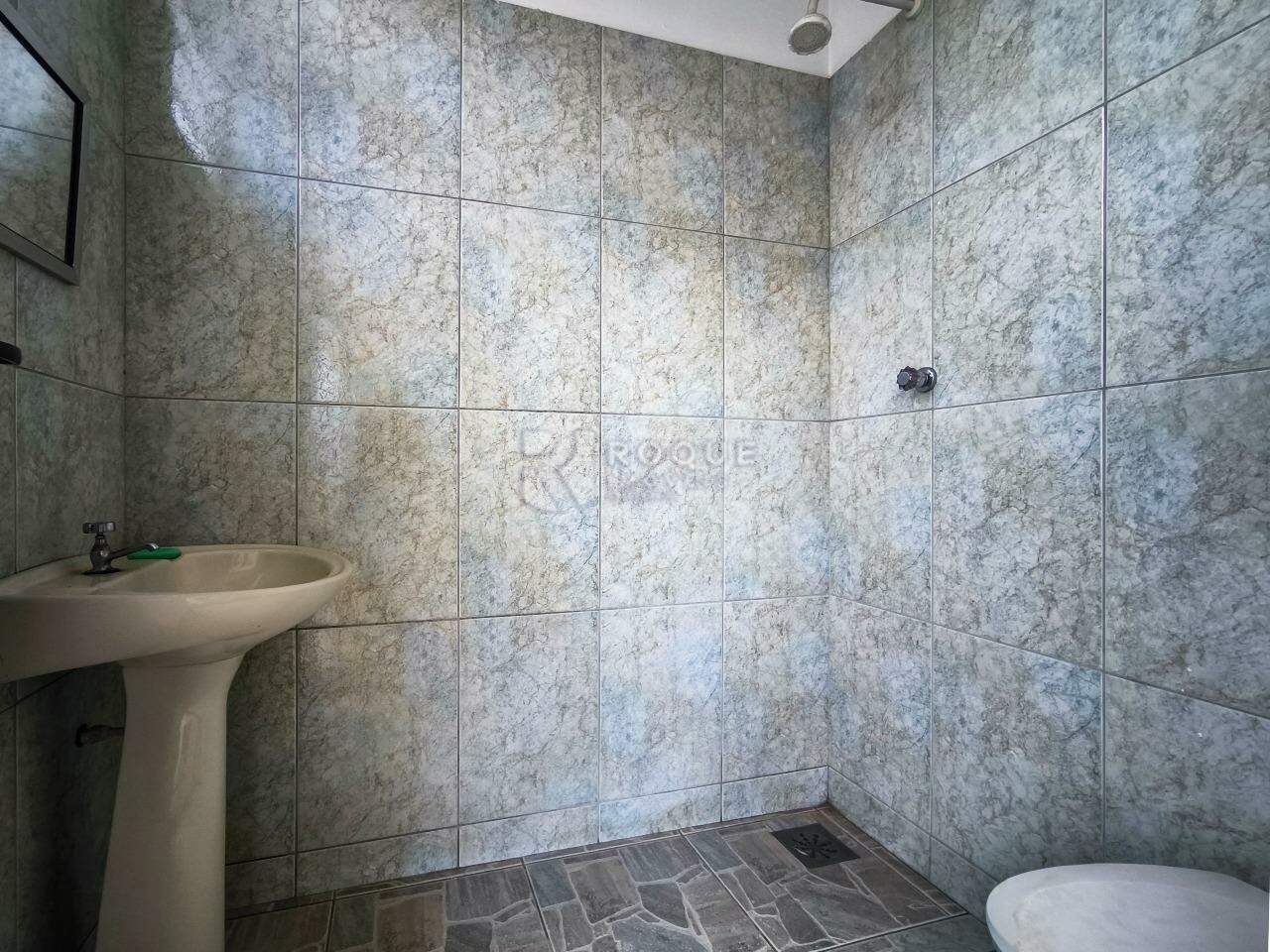 Casa Residencial à venda no bairro Vila Camargo: BANHEIRO ÁREA DE LAZER