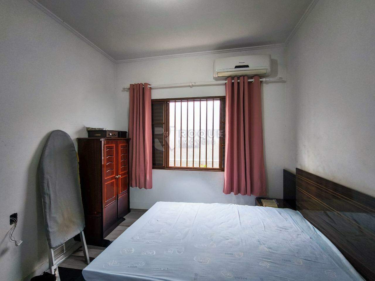 Casa Residencial à venda no bairro Vila Camargo: DORMITÓRIO 1
