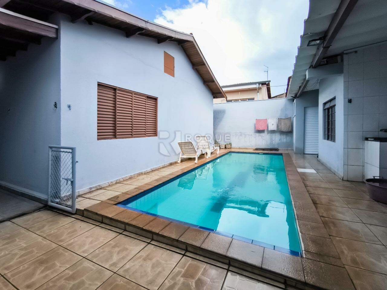 Casa Residencial à venda no bairro Vila Camargo: PISCINA