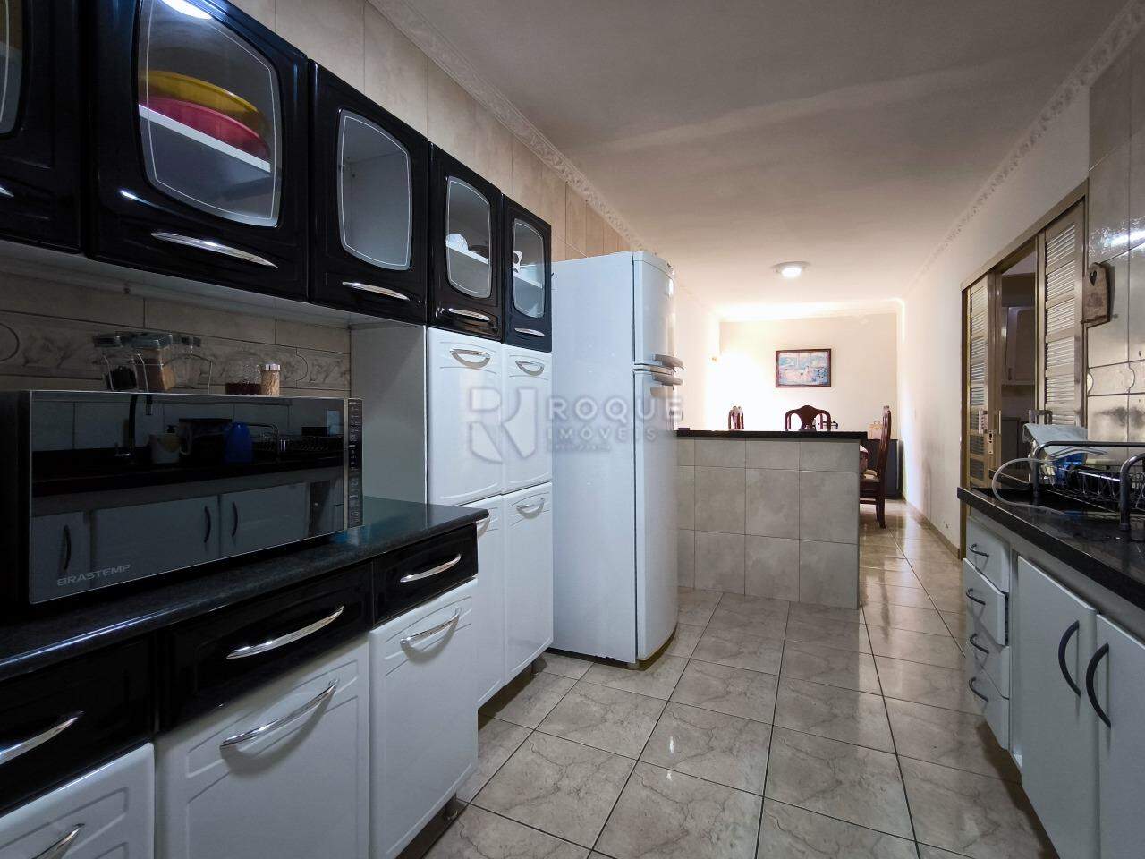 Casa Residencial à venda no bairro Jardim Vista Alegre: COZINHA