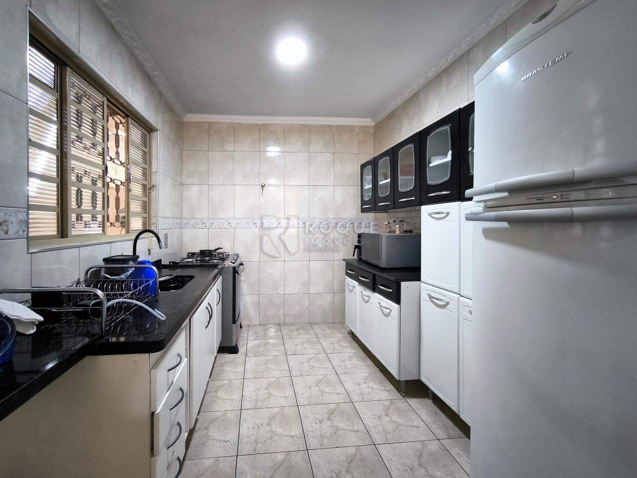 Casa Residencial à venda no bairro Jardim Vista Alegre: COZINHA