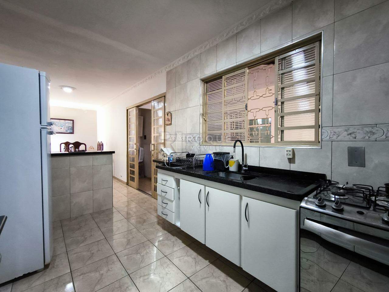 Casa Residencial à venda no bairro Jardim Vista Alegre: COZINHA