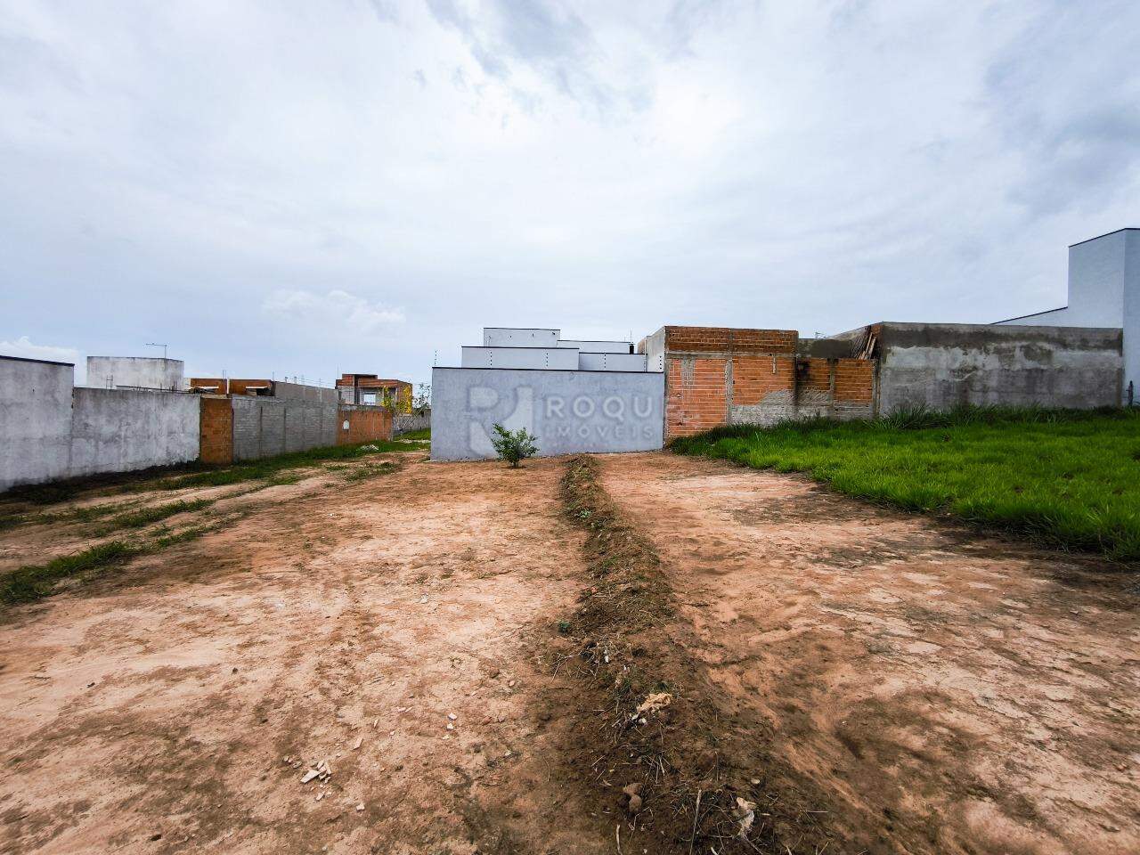 Terreno à venda no bairro Jardim Marajoara: 