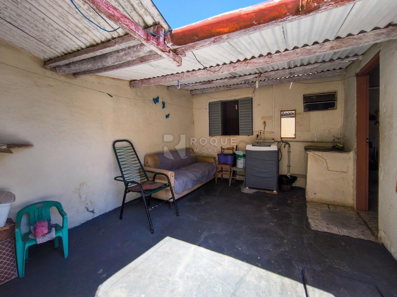 Casa Residencial à venda no bairro Parque Campos Elíseos: ÁREA DE SERVIÇO