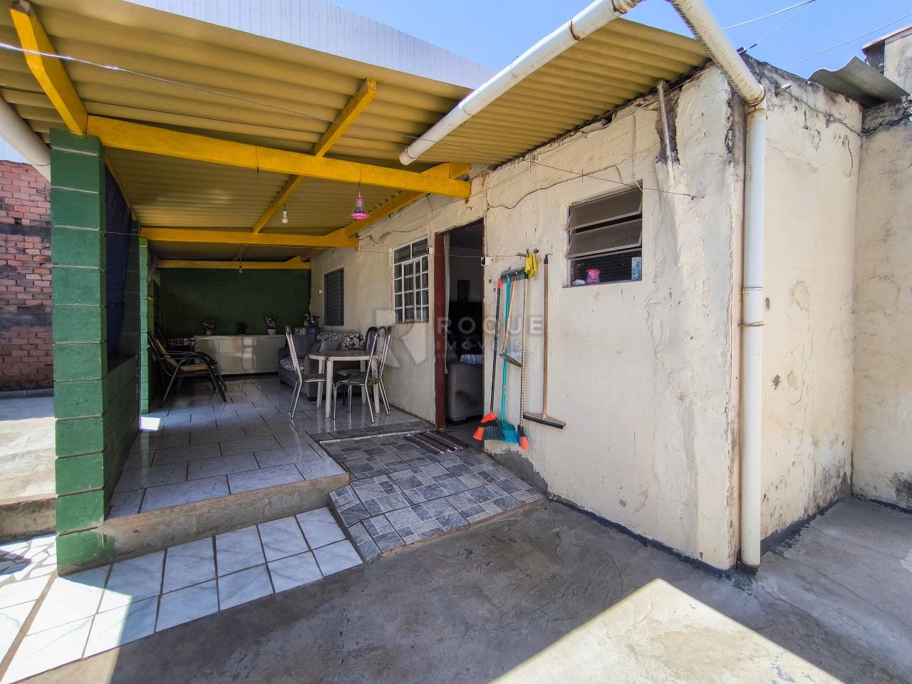 Casa Residencial à venda no bairro Parque Campos Elíseos: EDÍCULA