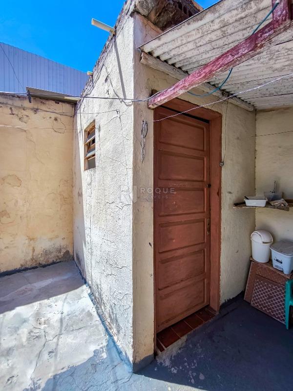 Casa Residencial à venda no bairro Parque Campos Elíseos: DESPEJO