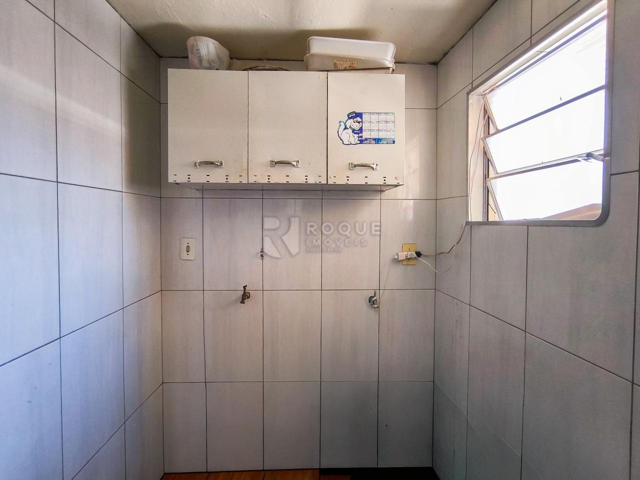 Casa Residencial à venda no bairro Parque Campos Elíseos: LAVANDERIA EDÍCULA