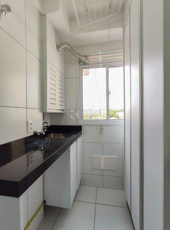 Apartamento para aluguel no bairro Vila Camargo: Área de serviço