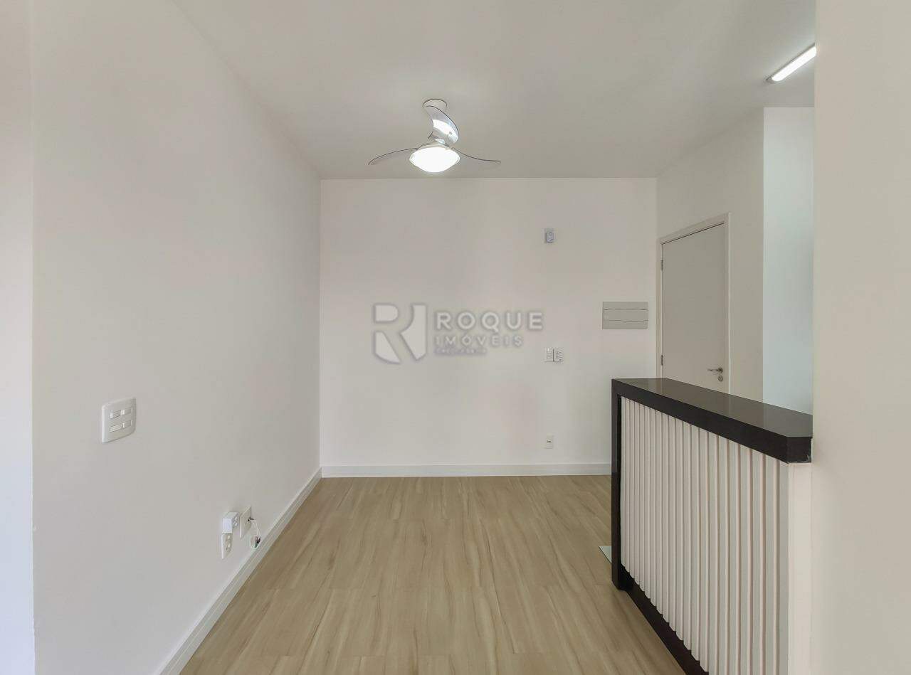 Apartamento para aluguel no bairro Vila Camargo: Sala
