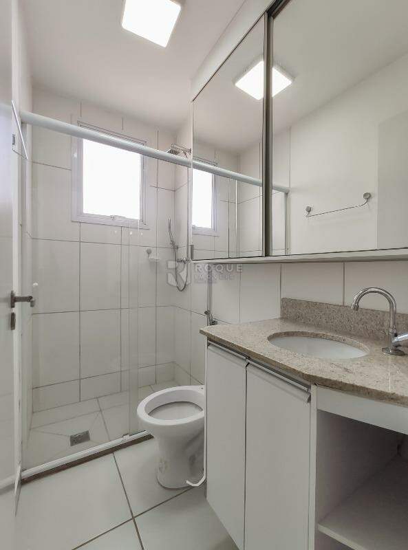 Apartamento para aluguel no bairro Vila Camargo: WC social 