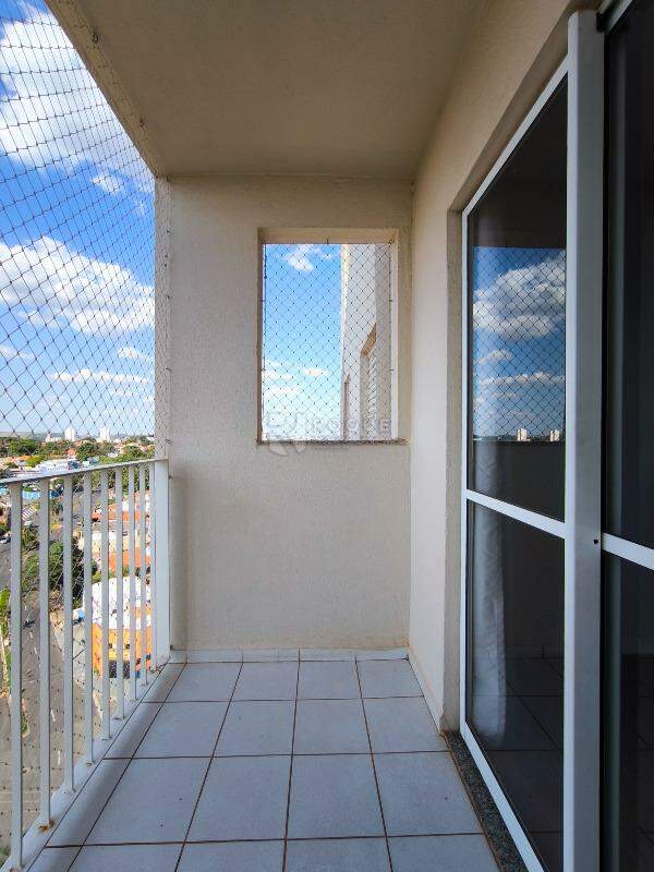 Apartamento à venda no bairro Jardim Esmeralda: SACADA