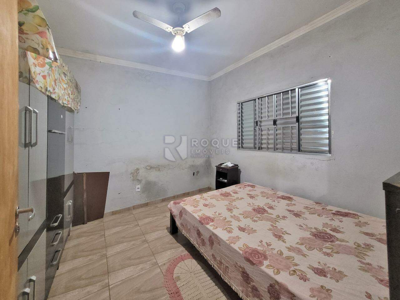 Casa Residencial à venda no bairro Jardim Residencial Dona Santina Paroli Peccinini: DORMITÓRIO 3