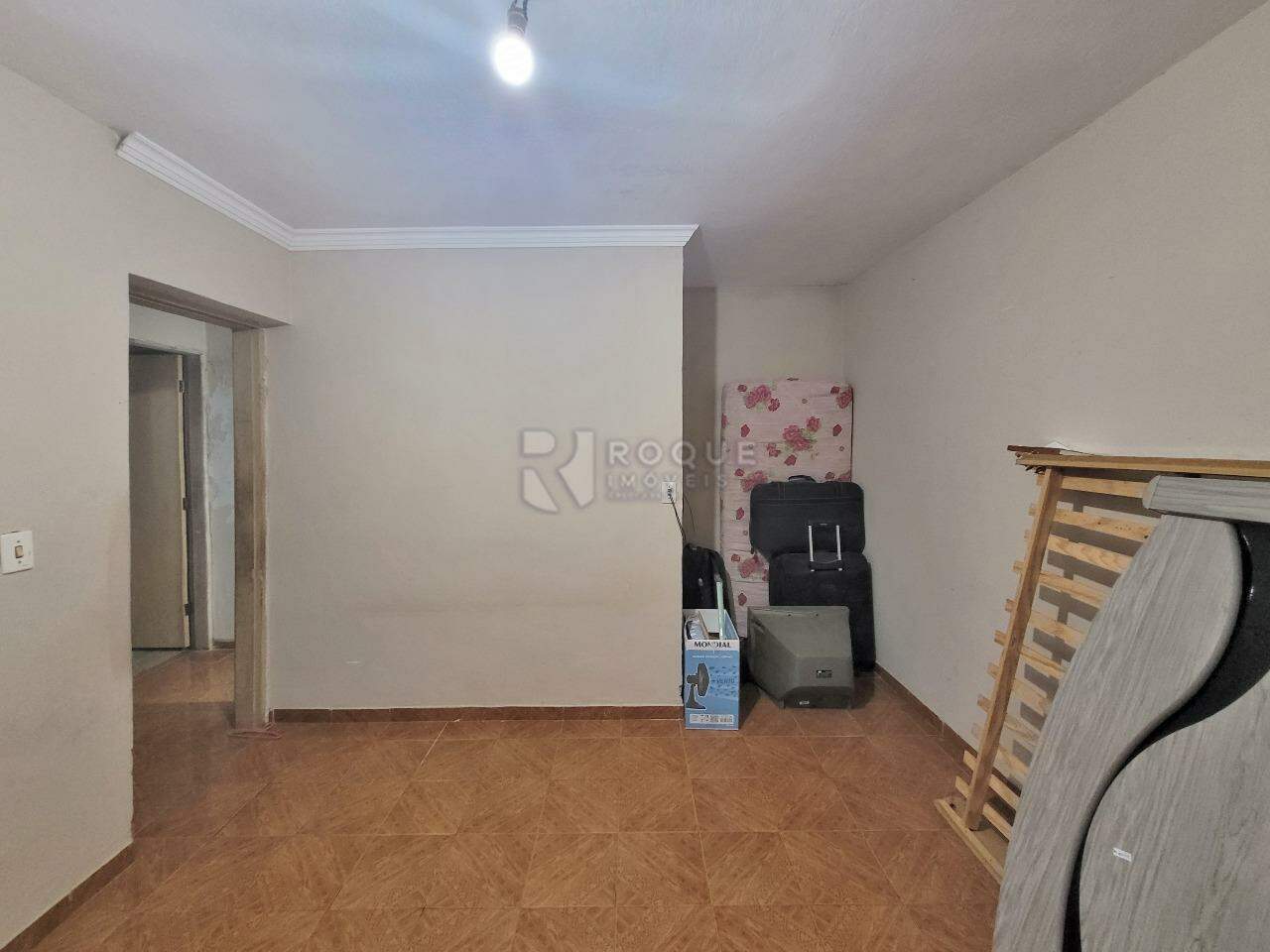 Casa Residencial à venda no bairro Jardim Residencial Dona Santina Paroli Peccinini: DORMITÓRIO 2