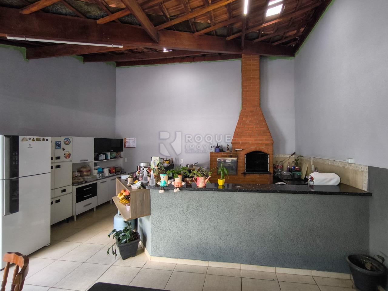 Chácara à venda no bairro Bairro dos Pires de Baixo: COZINHA GOURMET