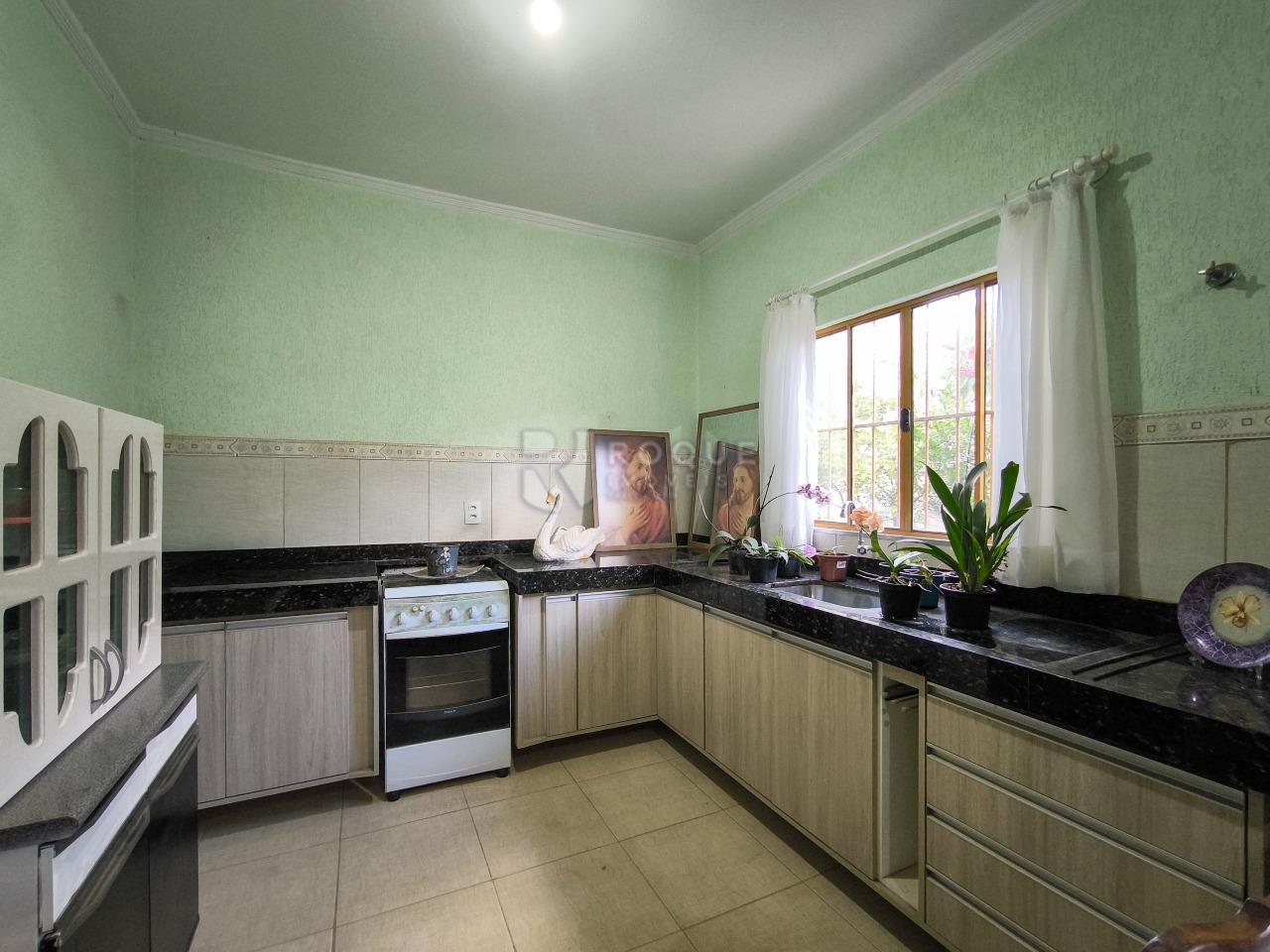 Chácara à venda no bairro Bairro dos Pires de Baixo: COZINHA