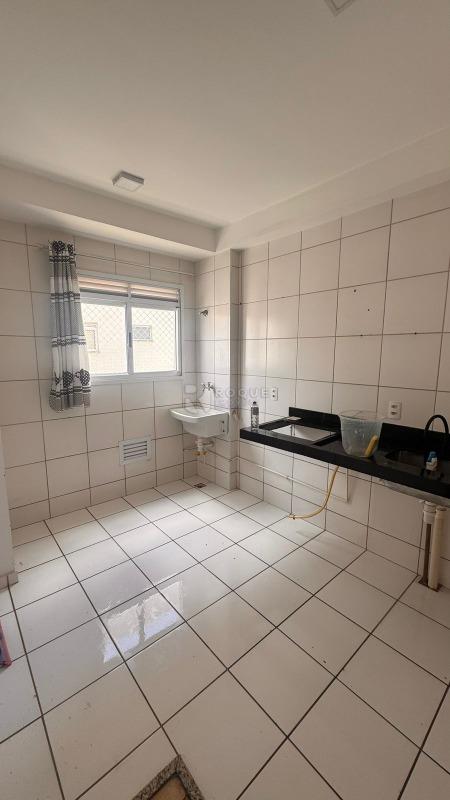 Apartamento à venda no bairro Condomínio Varandas II: 