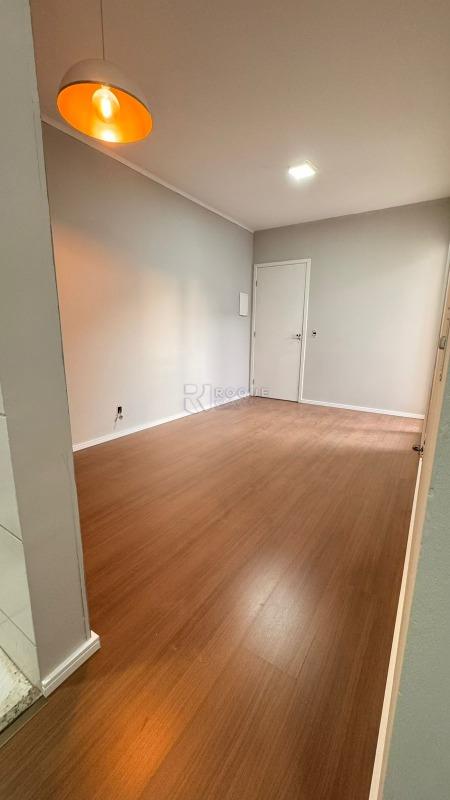 Apartamento à venda no bairro Condomínio Varandas II: 