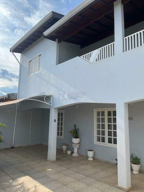 Casa Residencial para aluguel no bairro Parque Egisto Ragazzo: Garagem