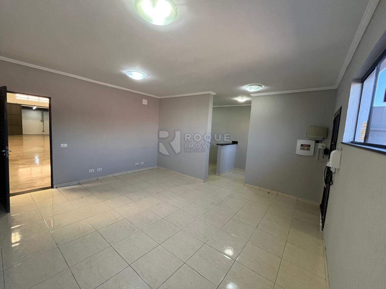 Barracão/Galpão para aluguel no bairro Distrito Industrial e Comercial Flamínio de Freitas Levy: Sala Térrea
