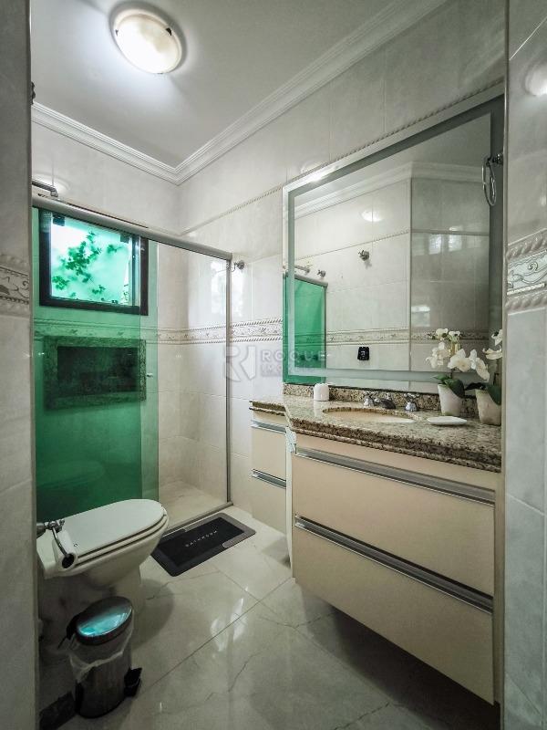 Casa em condomínio à venda no bairro Jardim Residencial Monsenhor Rossi: WC SUÍTE 1