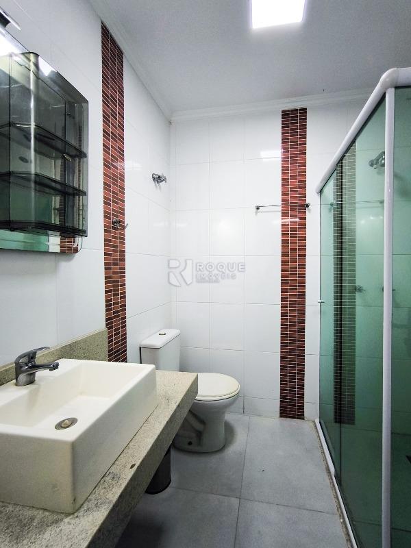 Casa em condomínio à venda no bairro Jardim Residencial Monsenhor Rossi: BANHEIRO SOCIAL