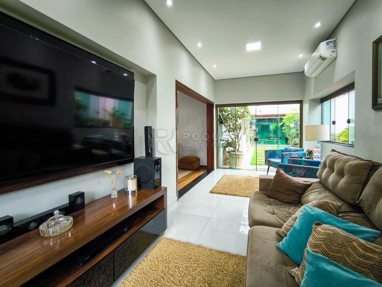 Casa em condomínio à venda no bairro Jardim Residencial Monsenhor Rossi: SALA DE ESTAR