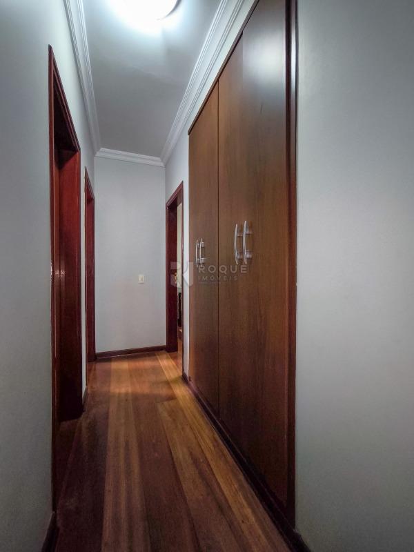 Casa em condomínio à venda no bairro Jardim Residencial Monsenhor Rossi: ROUPEIRO