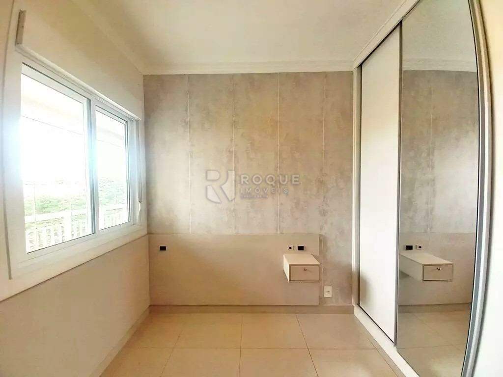 Apartamento à venda no bairro Vila Santa Rosália: