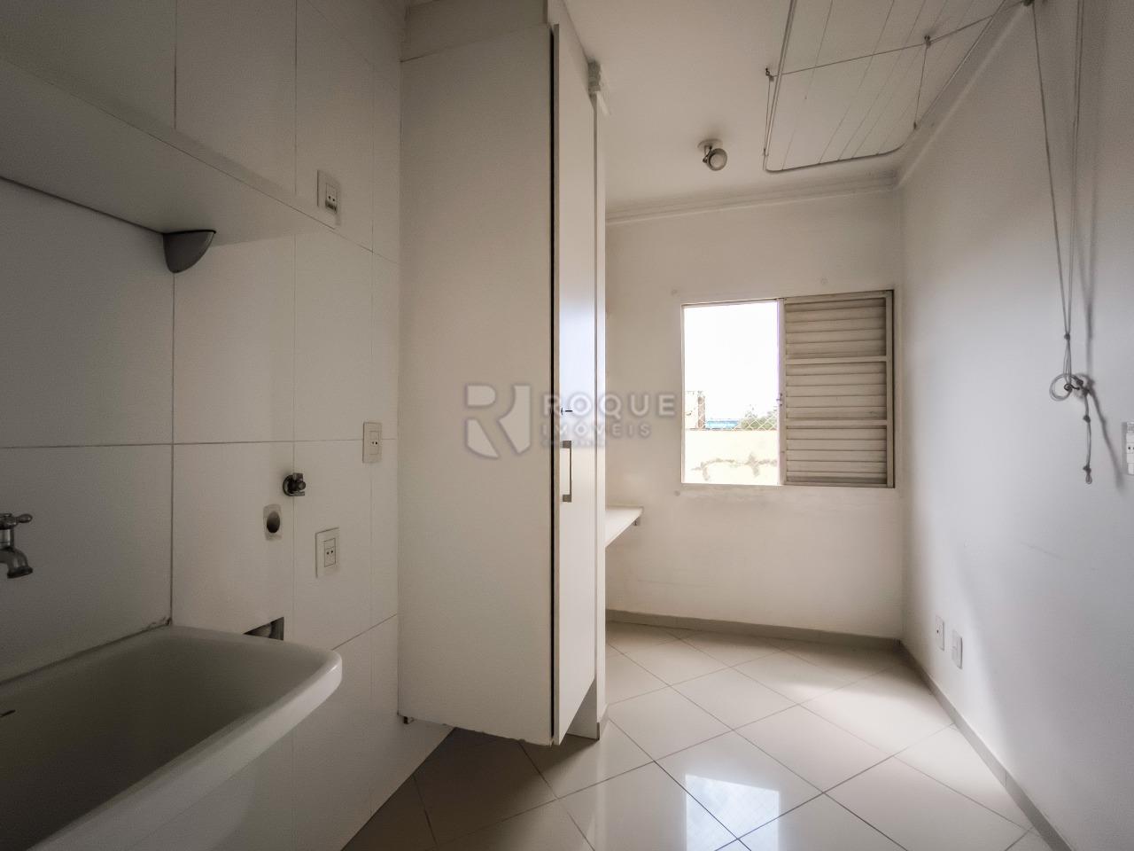 Apartamento à venda no bairro Cidade Jardim: LAVANDERIA