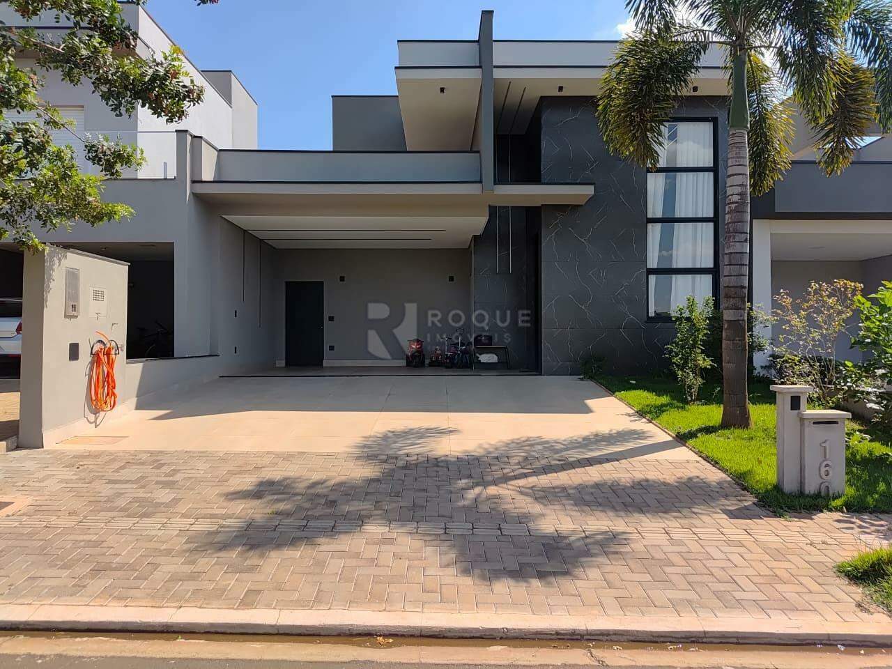Casa em condomínio para aluguel no bairro Residenciais Fazenda Itapema: Fachada