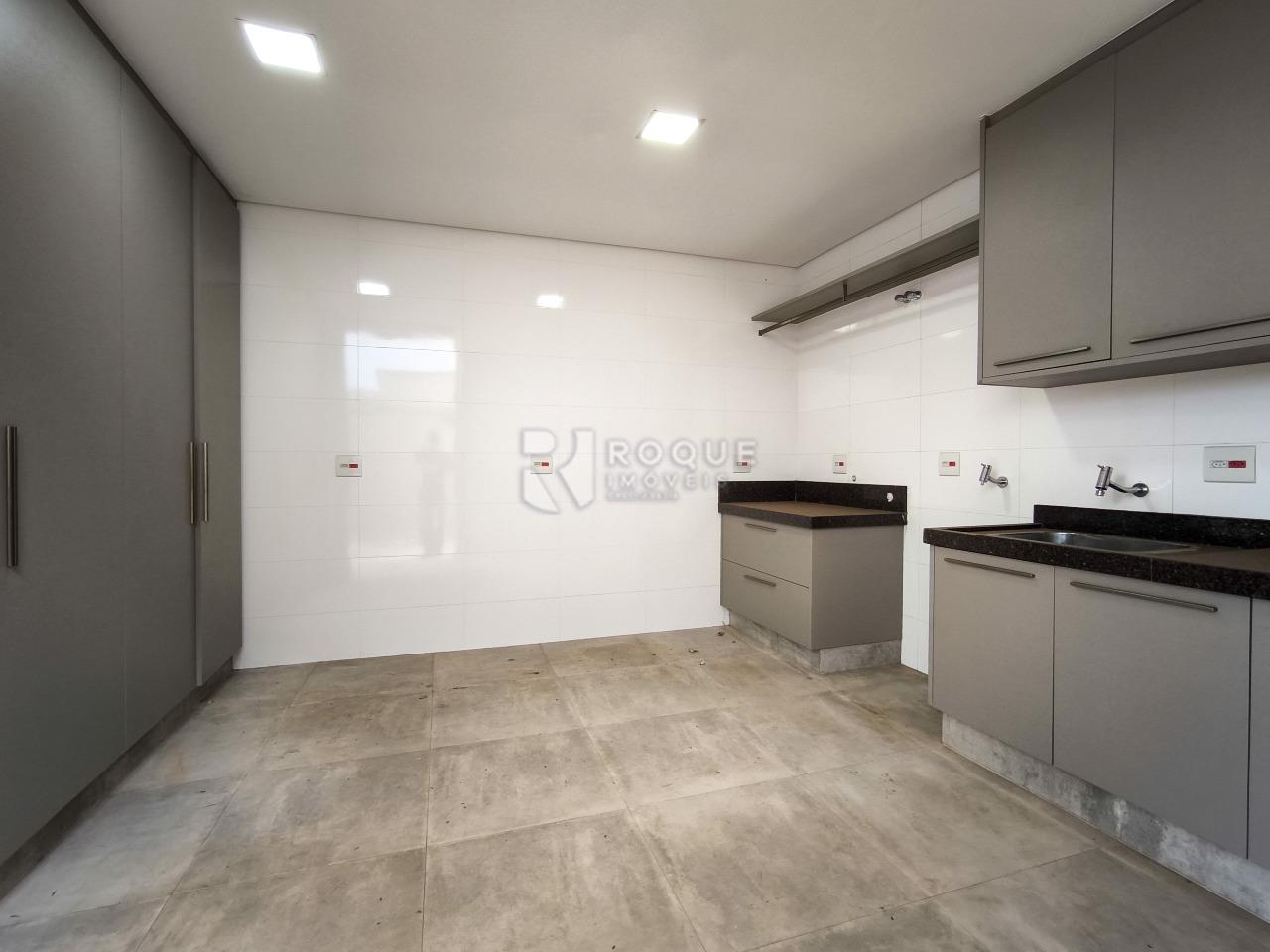 Casa em condomínio à venda no bairro Parque São Bento: LAVANDERIA