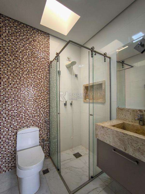 Casa em condomínio à venda no bairro Parque São Bento: WC SUÍTE 2