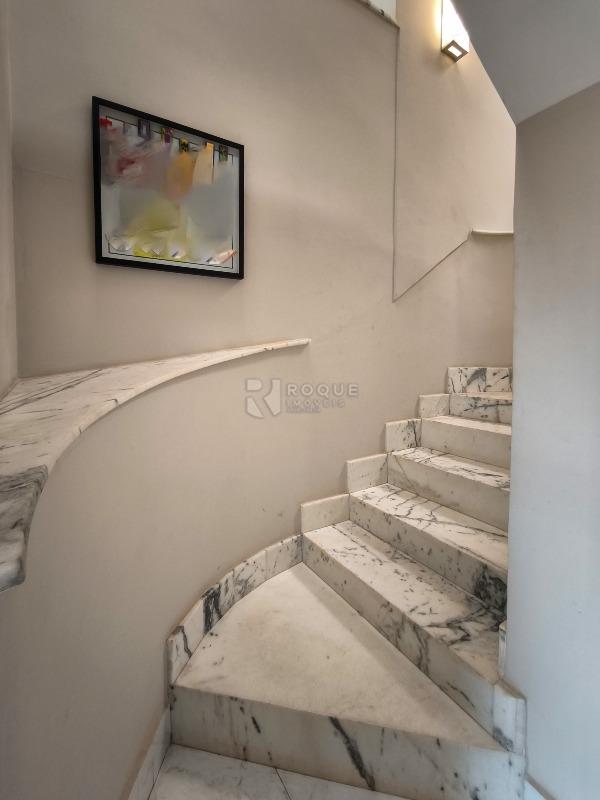 Casa em condomínio à venda no bairro Parque São Bento: ACESSO PISO SUPERIOR