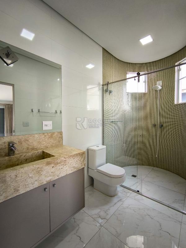 Casa em condomínio à venda no bairro Parque São Bento: WC SUÍTE 1