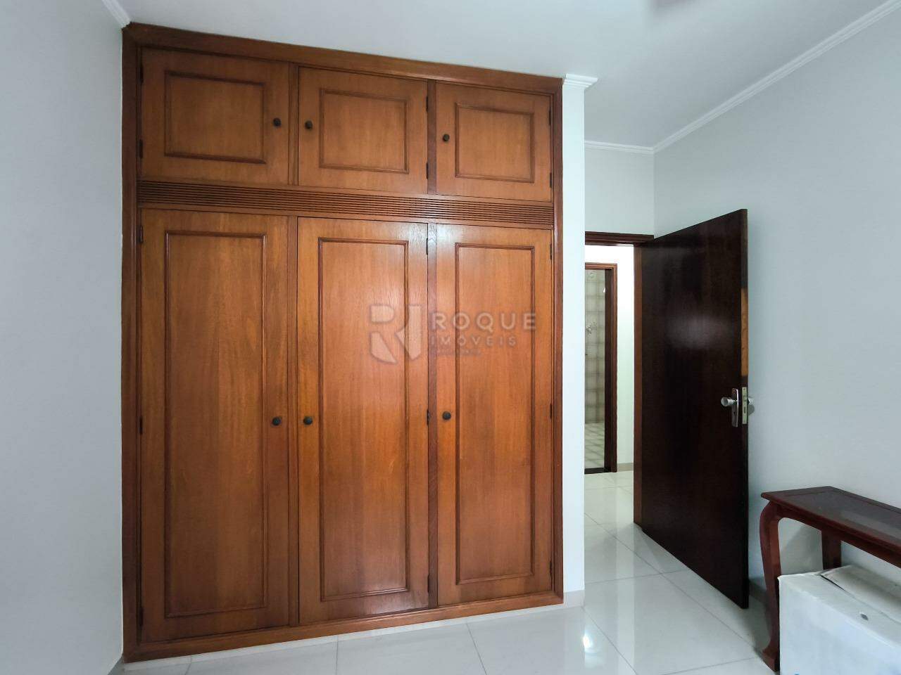 Casa com salão à venda no bairro Vila Teixeira Marques: DORMITÓRIO 2