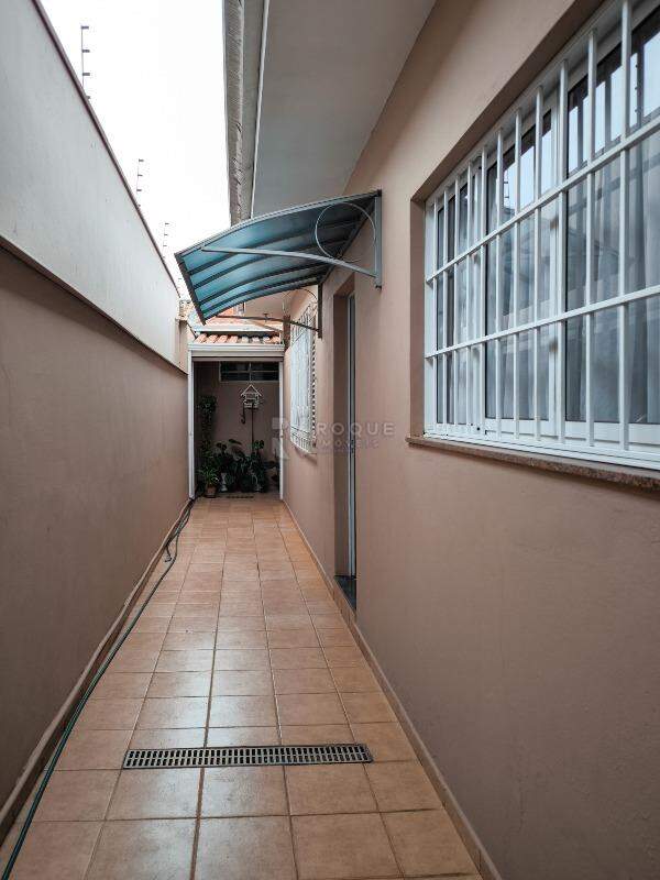 Casa com salão à venda no bairro Vila Teixeira Marques: LATERAL EXTERNA