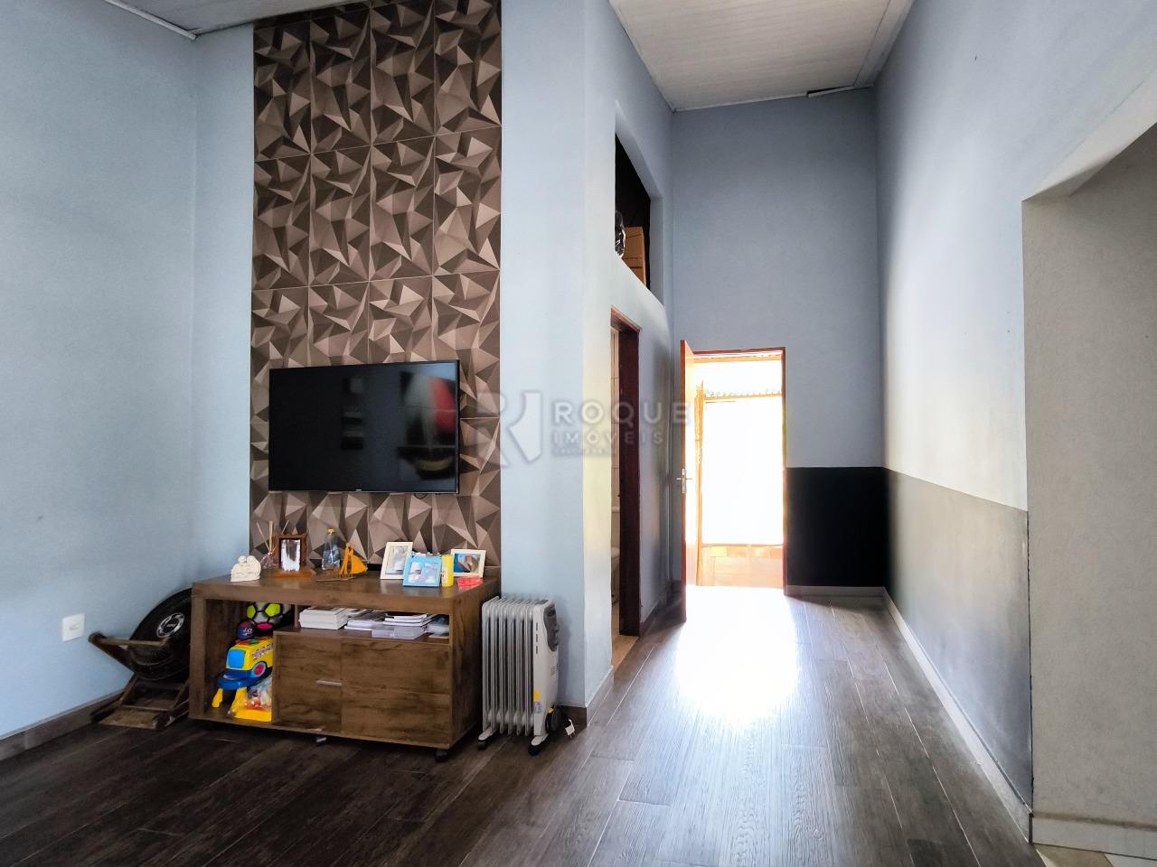 Chácara à venda no bairro Bairro dos Pires de Baixo: SALA DE ESTAR