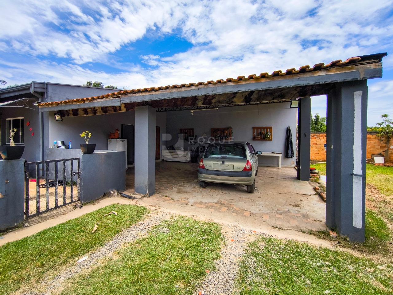 Chácara à venda no bairro Bairro dos Pires de Baixo: GARAGEM