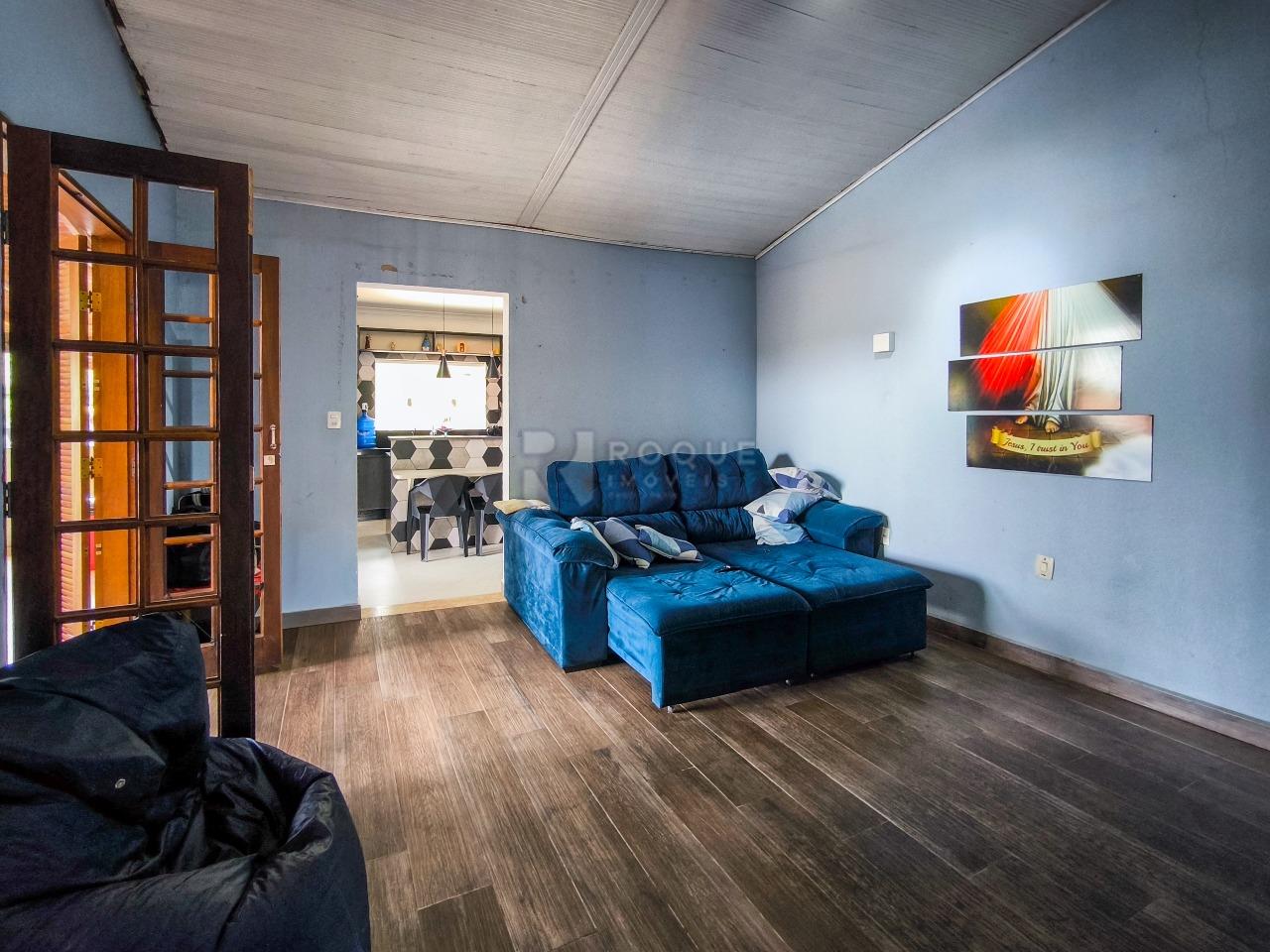 Chácara à venda no bairro Bairro dos Pires de Baixo: SALA DE ESTAR